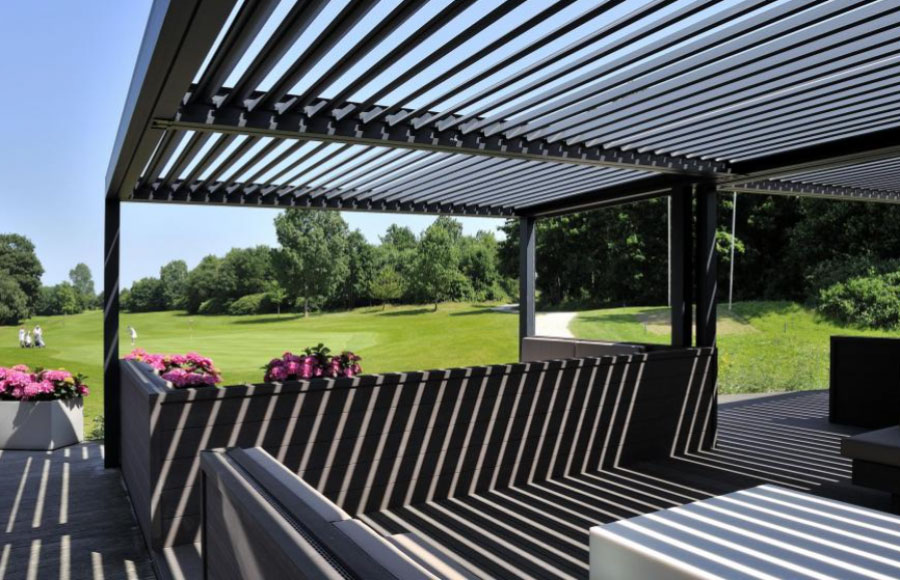 Retractable roofing Australia and the benefits of installing a pergola