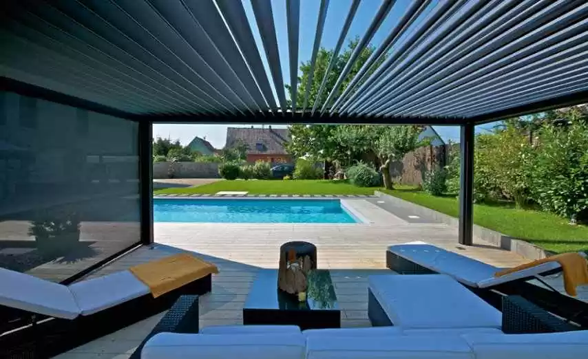 Creating Cosy Outdoor Rooms with Louvre Roof Systems